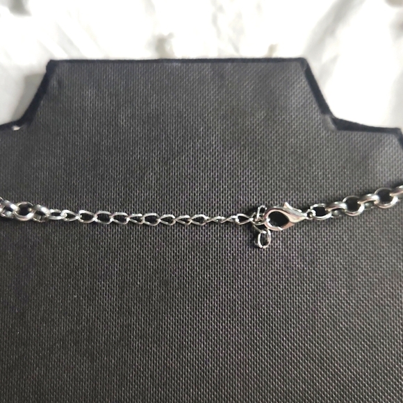 Chic Mint Green Beaded Necklace with Silver Accents - Picture 4 of 5